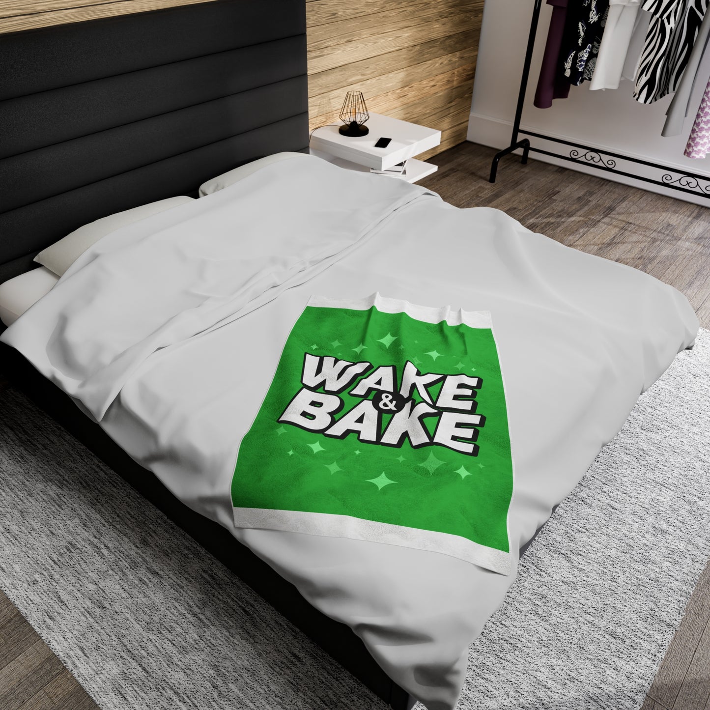Wake and Bake Velveteen Plush Blanket White/green