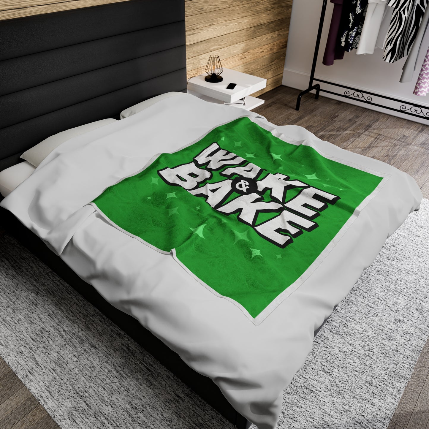 Wake and Bake Velveteen Plush Blanket White/green